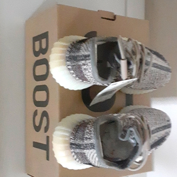 Adidas Yeezy Boost 350 V2 Kids - Picture 3 of 5